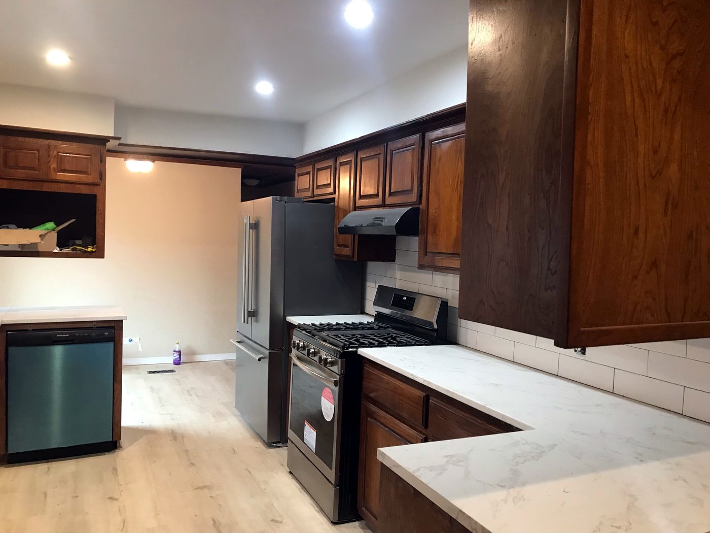 Fully furnished kitchen